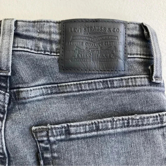 Levi’s 726 HIGH RISE FLARE WOMEN'S JEANS DARK WASH SIZE 23 - Picture 10 of 15